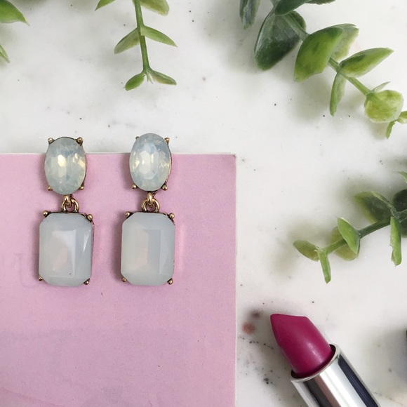 "Elora" Earrings || White Crystal Statement - Picture 7 of 9